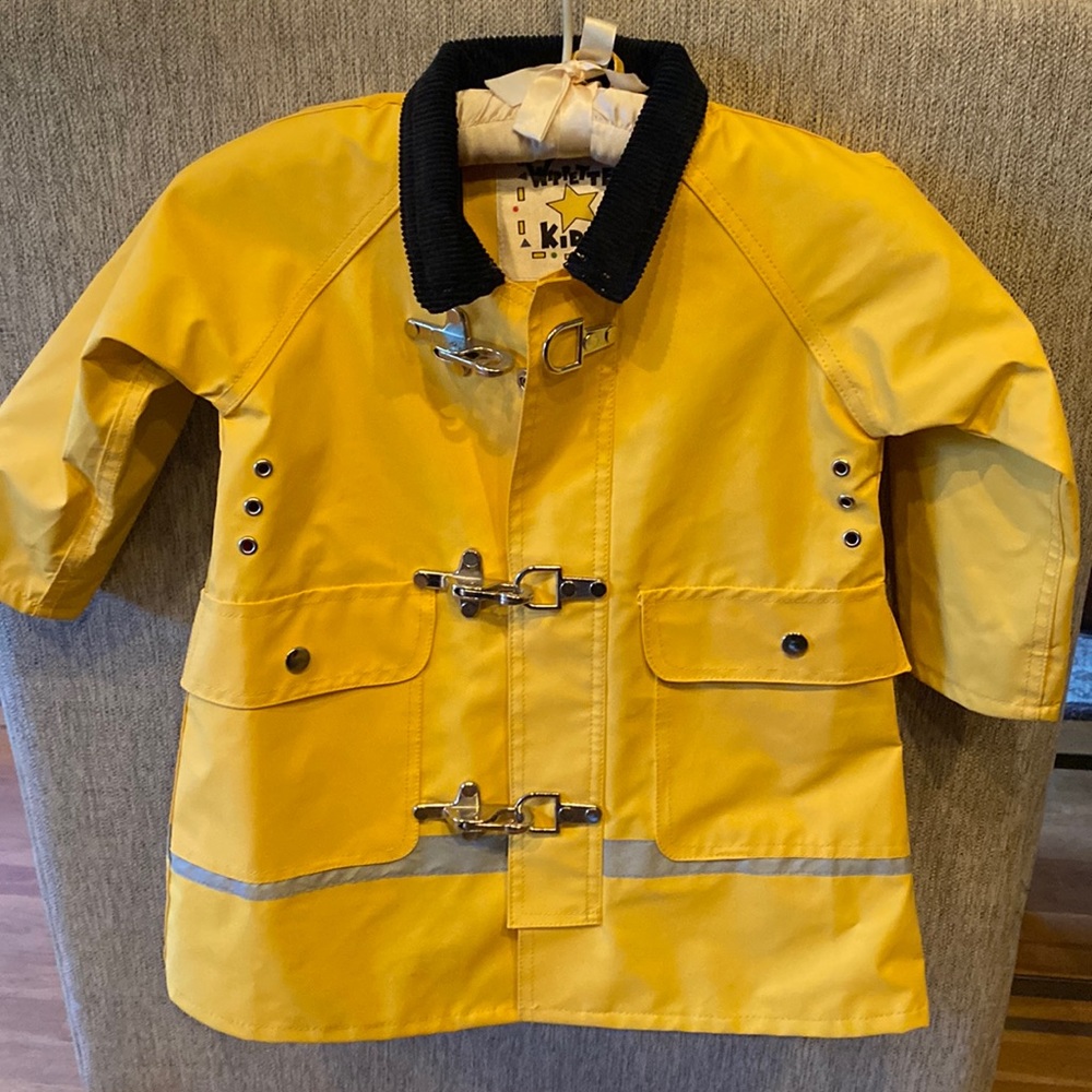 Fireman style raincoat lined Costume? S